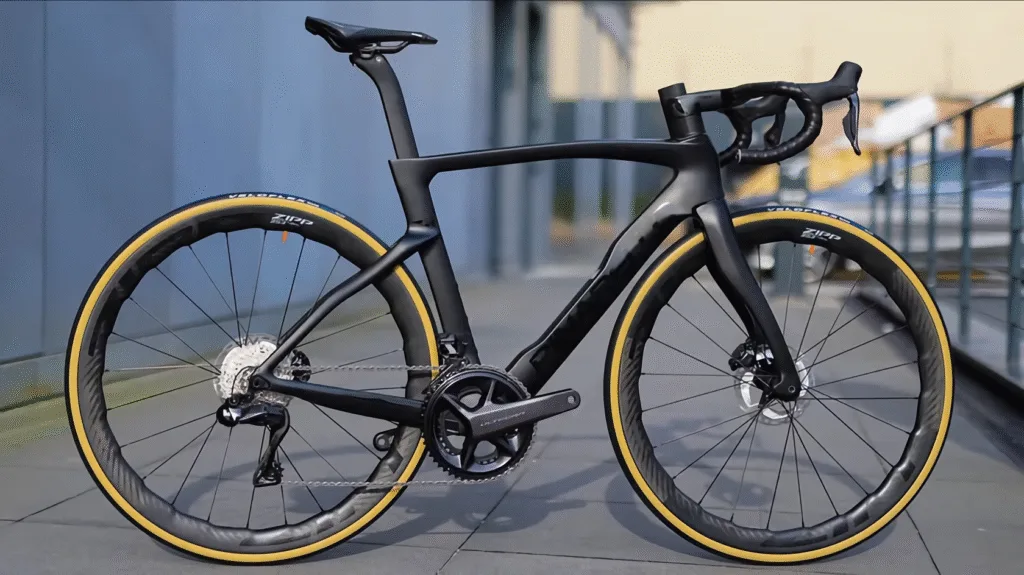 80K PLN PINARELLO BIKE STOLEN IN POZNAN IN BROAD DAYLIGHT — WATCH THE VIDEO HERE!