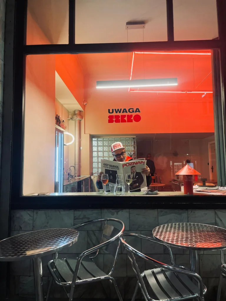 SZKŁO – Raw Plates, Real Vibes, Zero Pretending